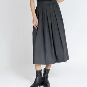 Grana Poplin Cotten Pleated Midi Skirt